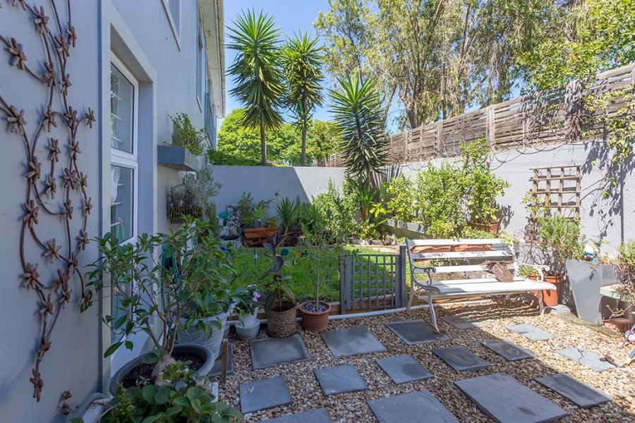 2 Bedroom Property for Sale in Table View Western Cape